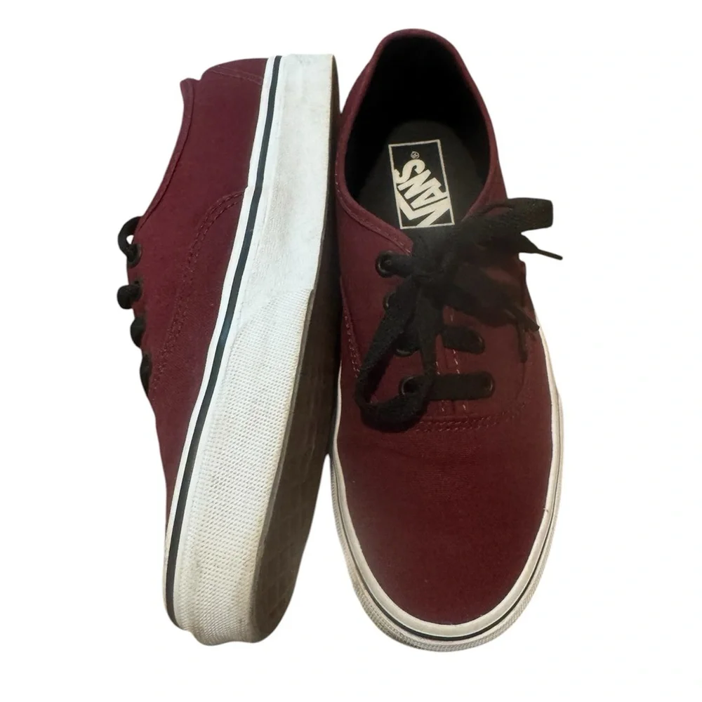 REDUCED🎈Vans Classic Sneakers